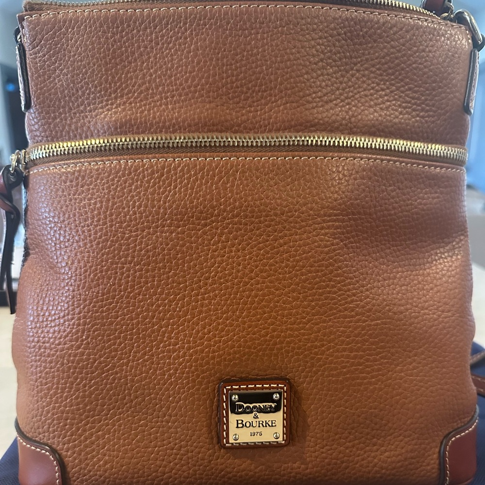 Women’s Dooney & Burke Leather Crossbody Bag